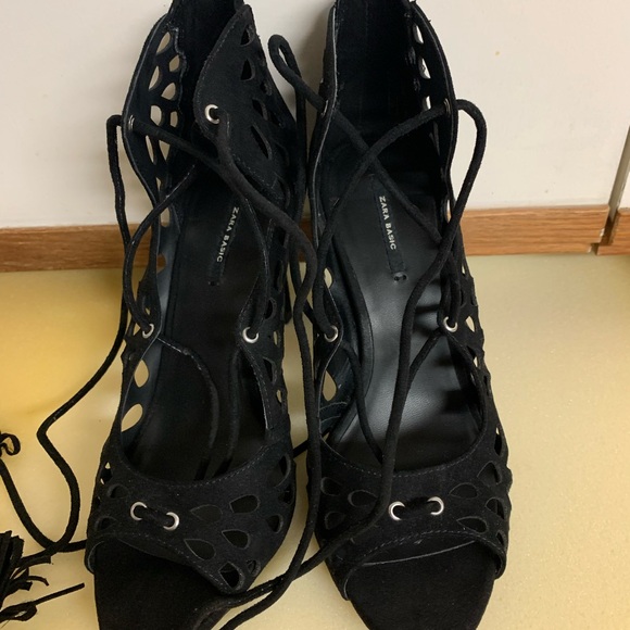 Lace up heels - Picture 6 of 8